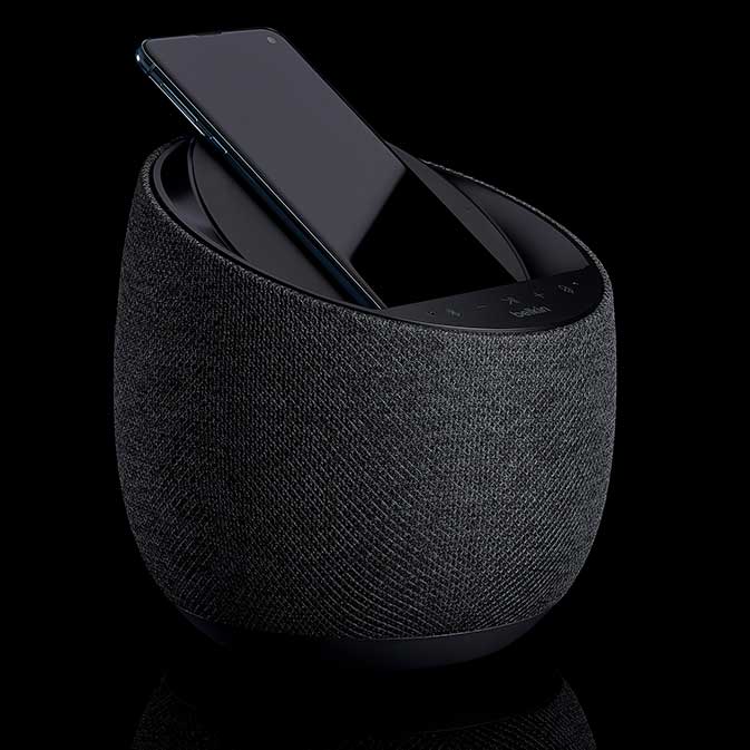 Belkin G1S0001 Soundform Elite Smart Speaker image, black, three-quarter view with phone in place